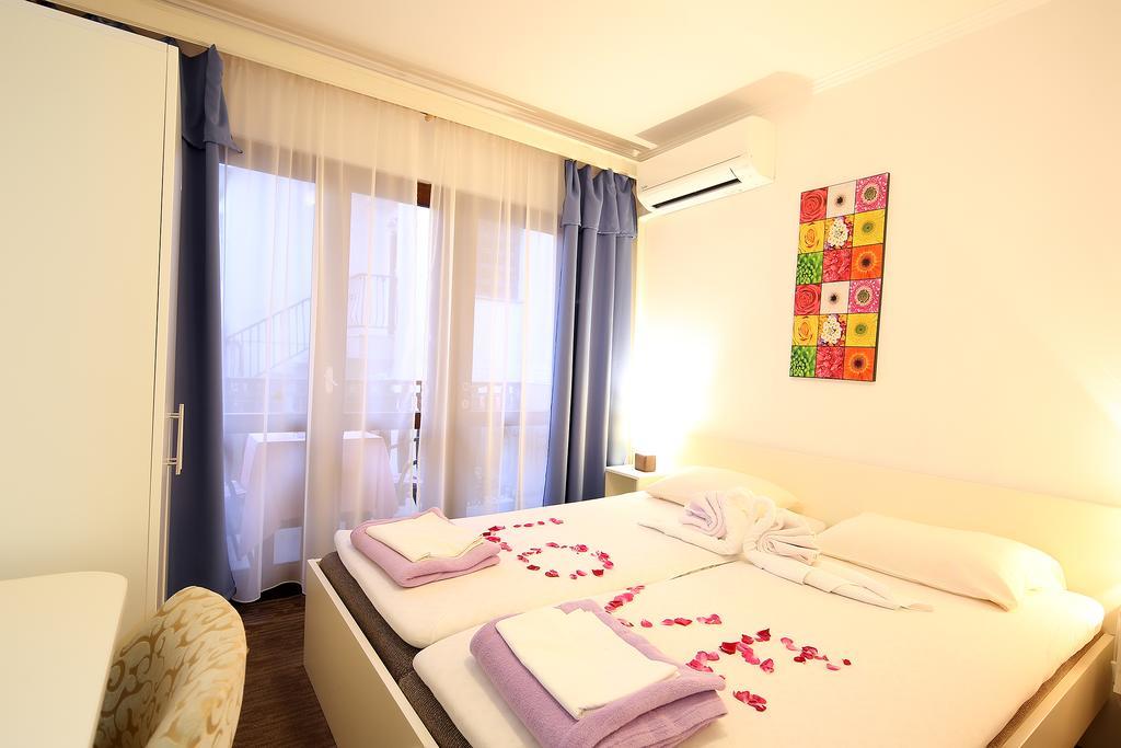 Guest House Zeba & Riviera Šilo Zewnętrze zdjęcie