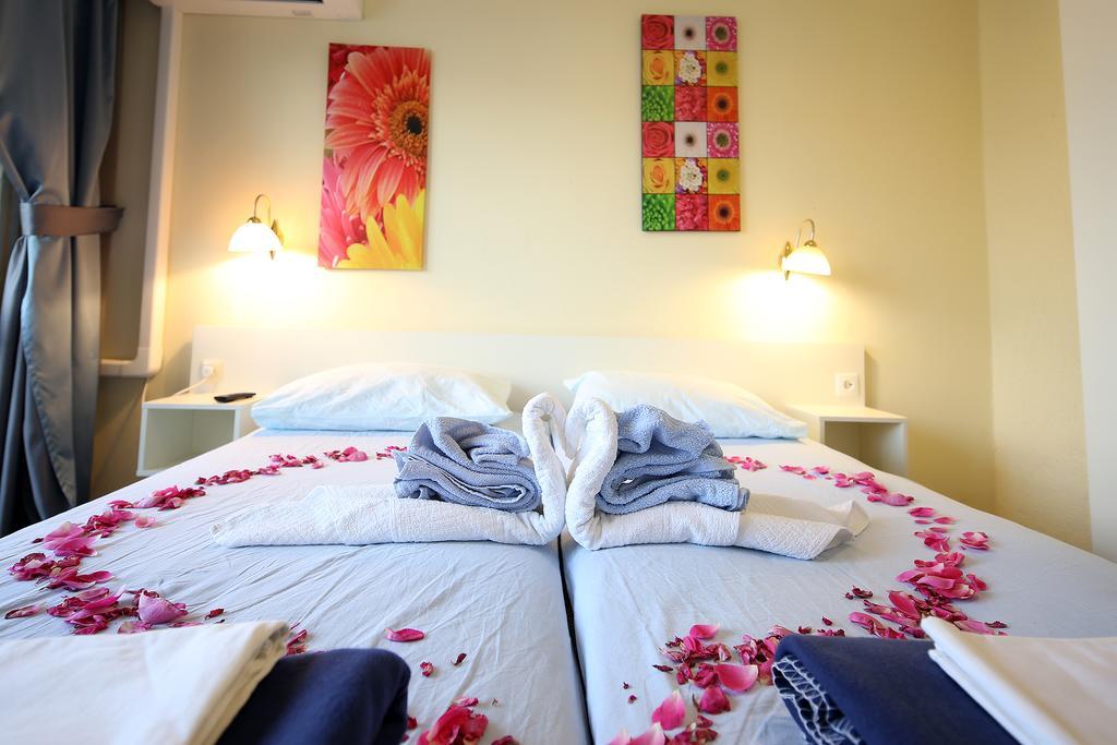 Guest House Zeba & Riviera Šilo Zewnętrze zdjęcie