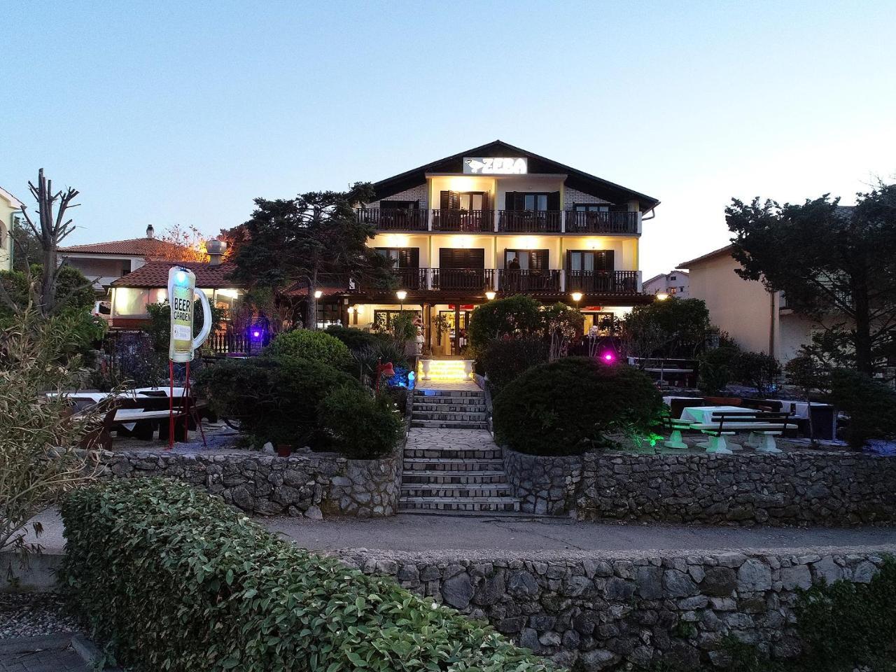 Guest House Zeba & Riviera Šilo Zewnętrze zdjęcie