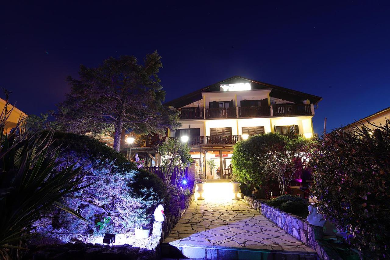 Guest House Zeba & Riviera Šilo Zewnętrze zdjęcie